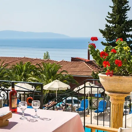 Saulas 3* Lourdata (Kefalonia)