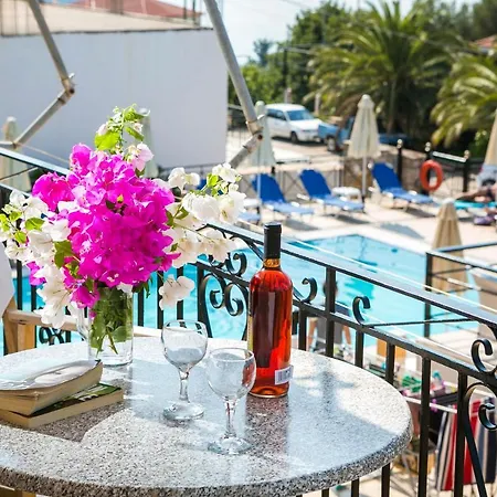 Saulas 3* Lourdata (Kefalonia)