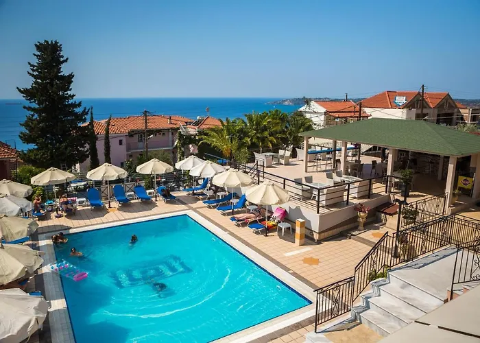 Saulas Aparthotel 3*